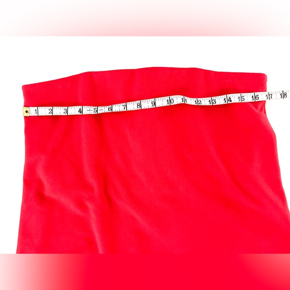 Tuckernuck Marin Crepe Strapless Top in Guava Pink Boned Corseted Bustier SZ: M - Picture 8 of 9